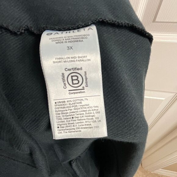 Athleta Farallon Midi Short Size 3X Black 7 Inch Inseam Casual Comfort Plus Sz N - Picture 11 of 12